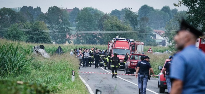 Samolot zespołu akrobatycznego rozbił się podczas ćwiczeń; na ziemi zginęło dziecko