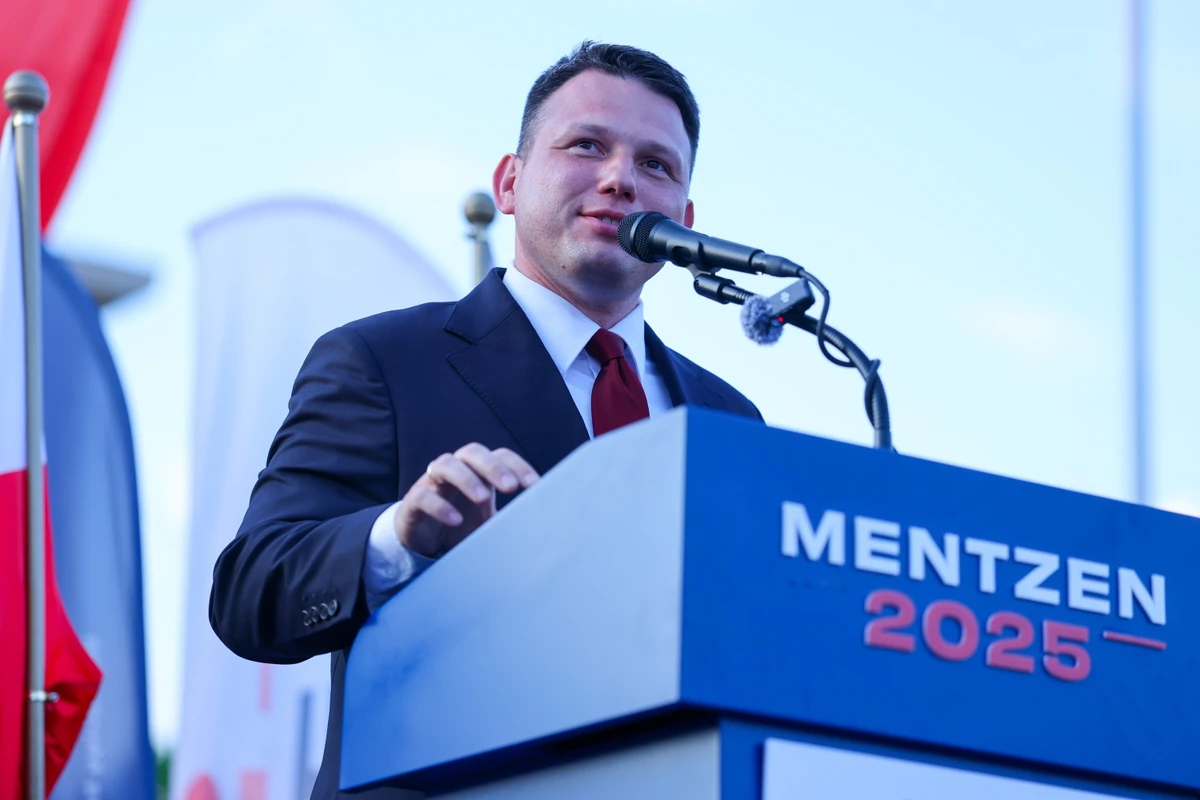 Mentzen attacks Tusk and Kaczyński. "They have concreted Poland. Their time is moving  out"