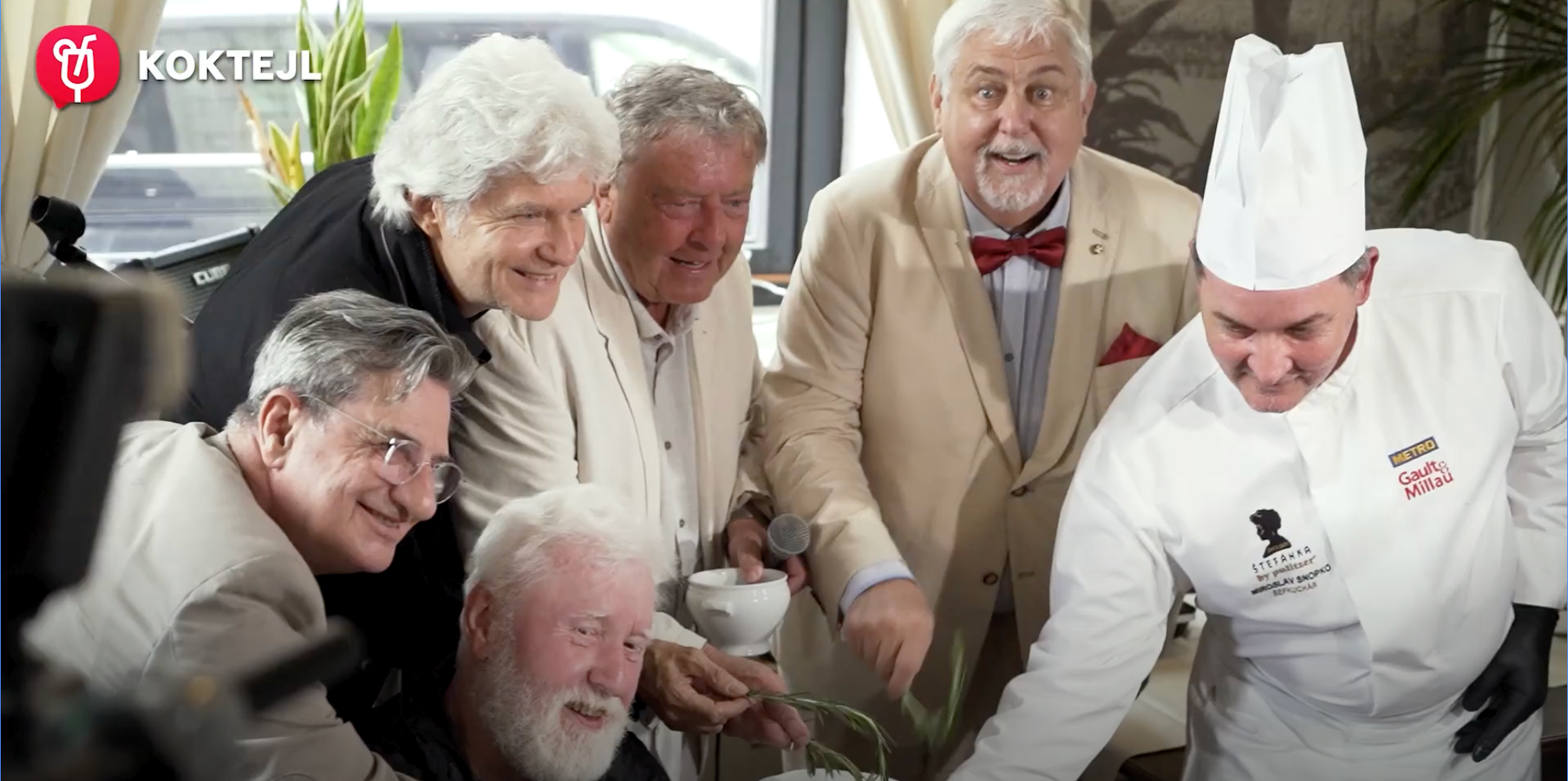 Krst Wimmer Schnitzel: Miro Noga, Rasťo Piško, Štefan Skrúcaný, hostiteľ Štefan Wimmer a Oliver Andrásy.