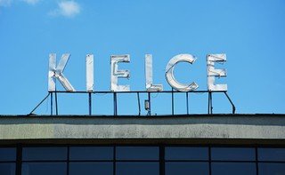 Kielce: Wenta z poparciem kontrkandydata z I tury wyborów Krzysztofa Adamczyka