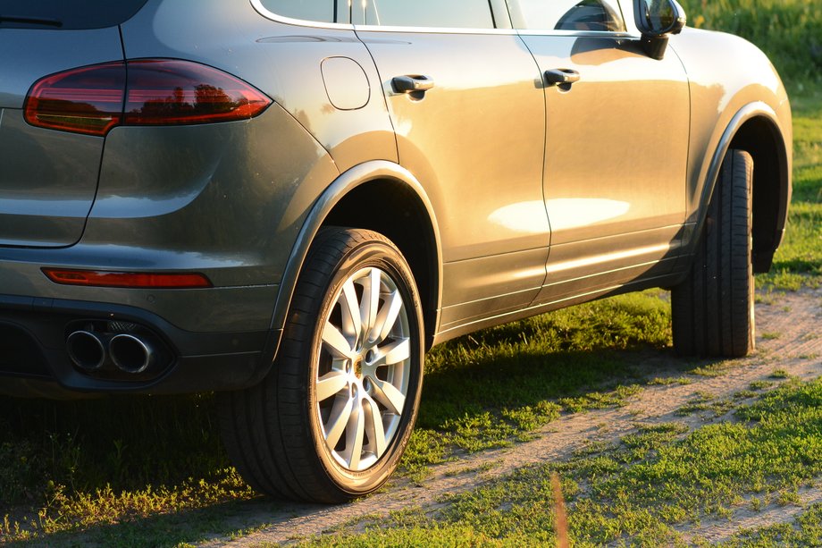 Porsche Cayenne S - szybki, luksusowy i ... bardzo drogi