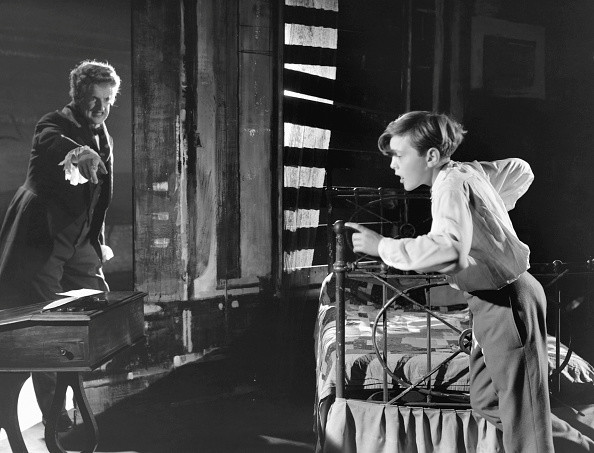 David Hemmings w operze "W kleszczach lęku" Benjamina Brittena (1954)