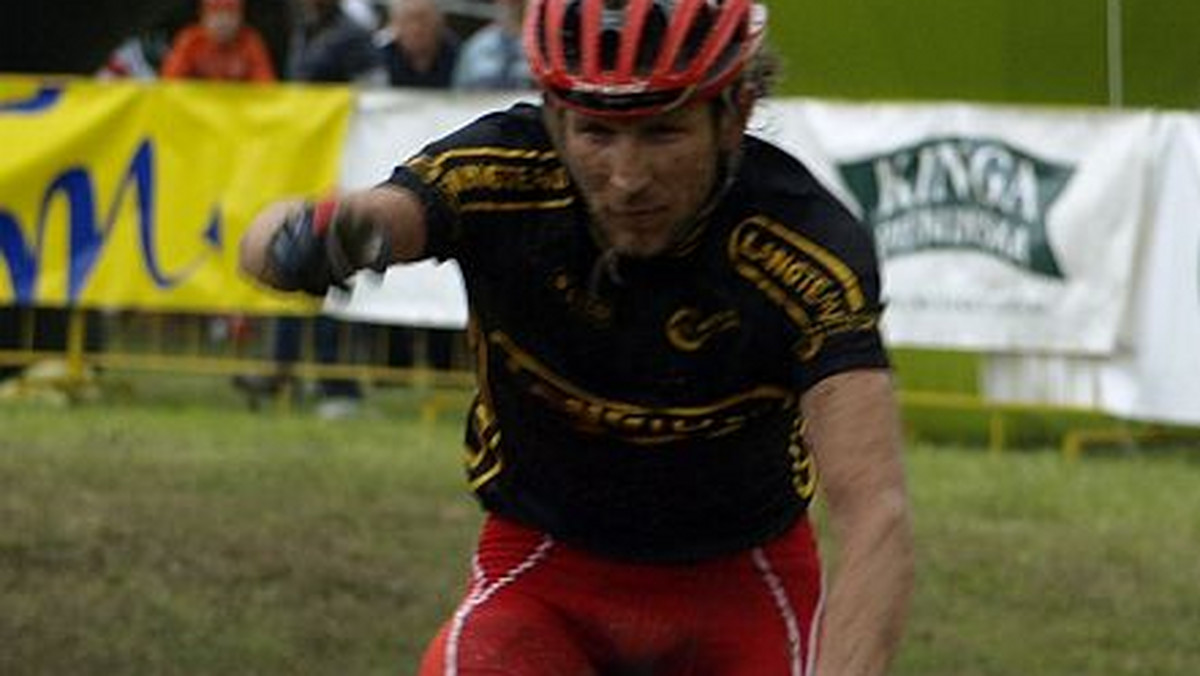 Marek Galiński (JBG-2 Professional MTB Team) odniósł drugie z rzędu zwycięstwo w zawodach zaliczanych do cyklu Lang Team Grand Prix MTB. Po wygranej w Bielawie najlepszy polski kolarz górski w historii nie dał szans rywalom w Nałęczowie.