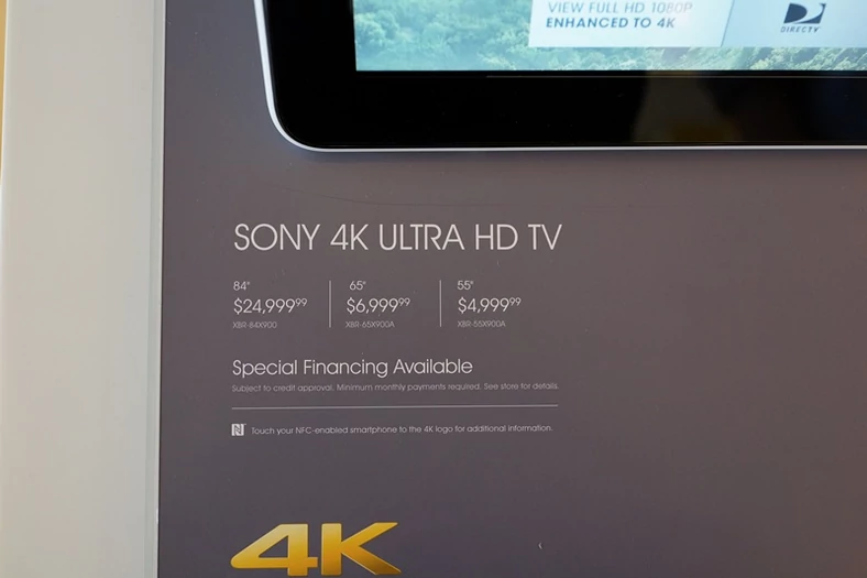 Ceny telewizorow 4K w sklepie Sony Store w Los Angeles