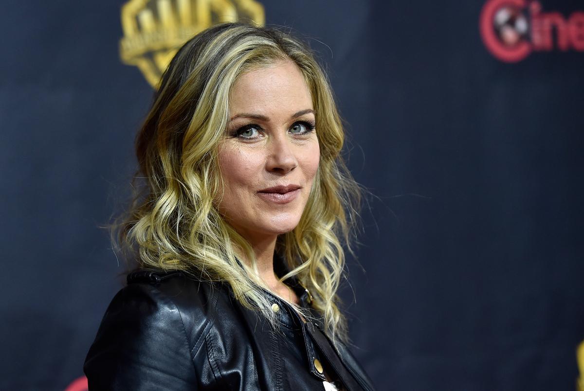 Fontos tabu témáról indított párbeszédet Christina Applegate