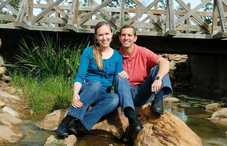 Stiven je bio angent za nejkretnine, a Kejti domaćica, omiiljena među susedima