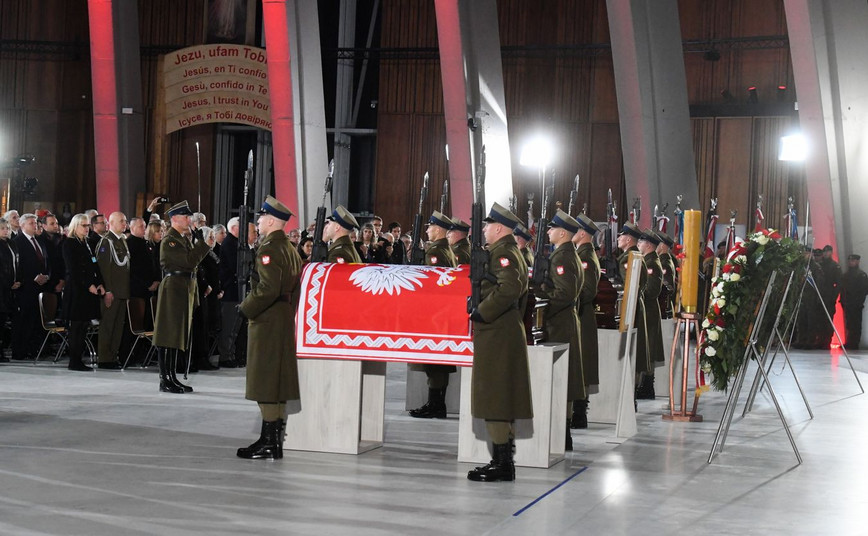 Uroczystości złożenia szczątków prezydentów RP na uchodźstwie