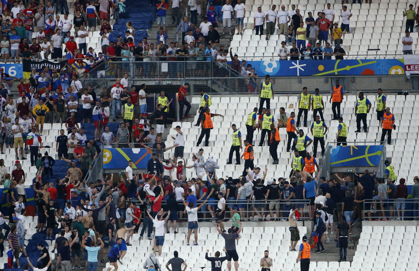 UEFA surowo ukarała Rosję za burdy jej kibiców