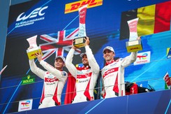 Robert Kubica mistrzem świata! Team Polaka wygrał na Bahrain International Circuit