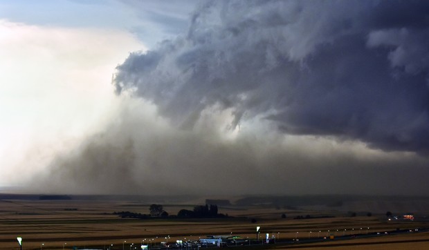 Beska76 nevreme oluja iznad Beske foto Nenad Mihajlovic