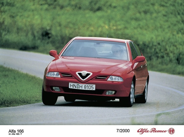 Alfa Romeo 166