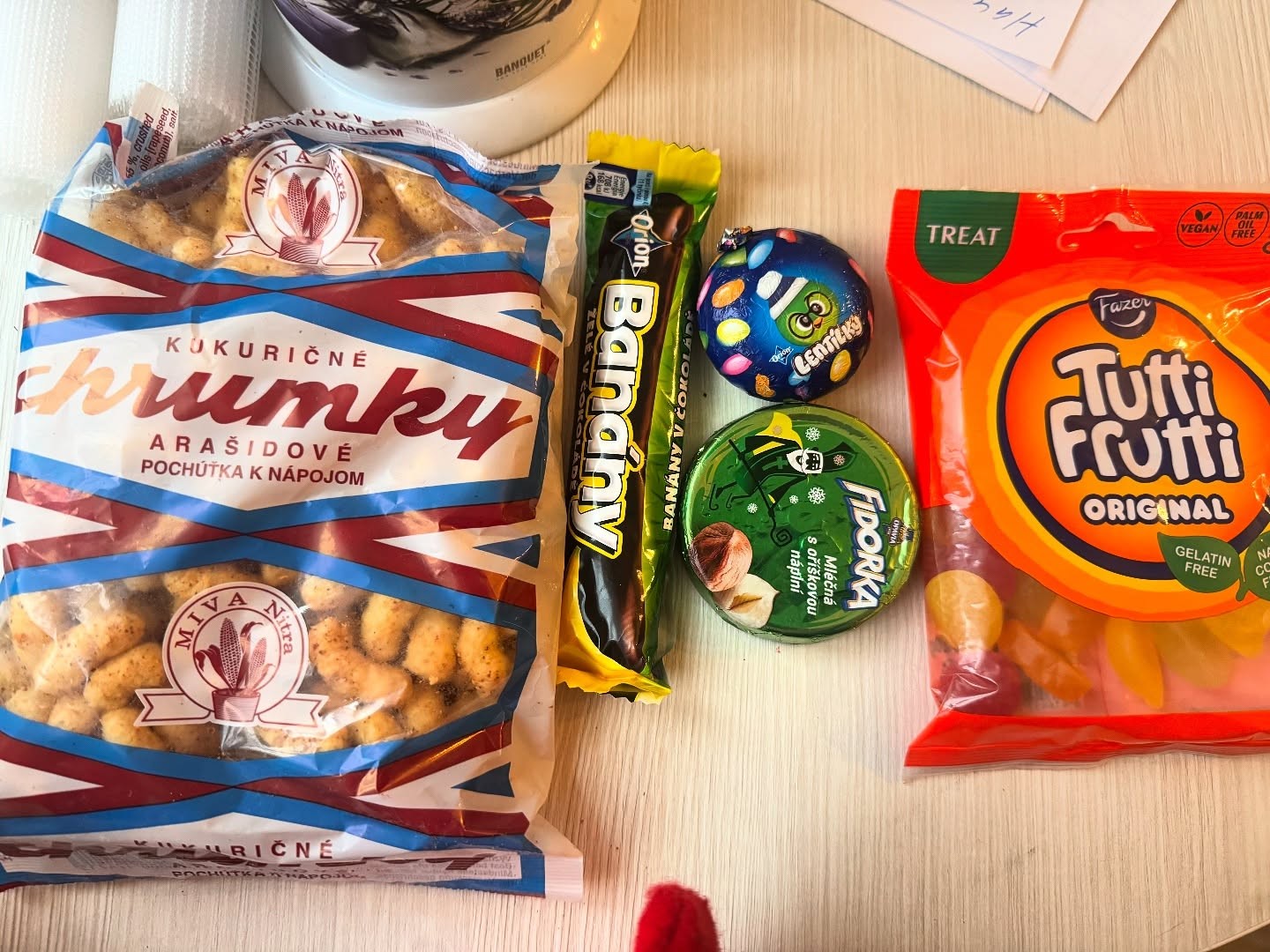Filip prekvapil maminu mikulášskym balíčkom.
