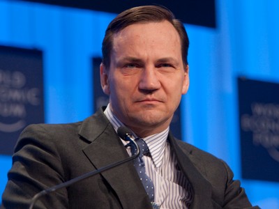 Sikorski: Głównym problemem strefy euro jest nieefektywne zarządzanie