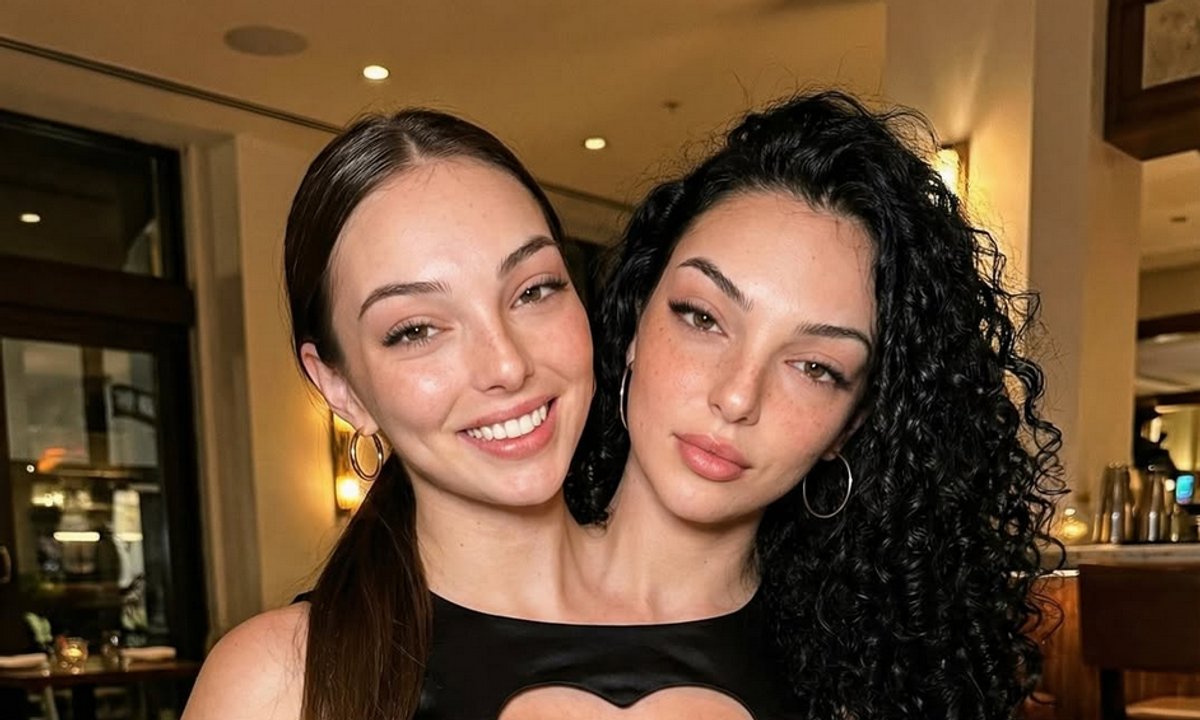 Internauci oszaleli na punkcie pięknych bliźniaczek syjamskich. Okazało się, iż skrywają sekret