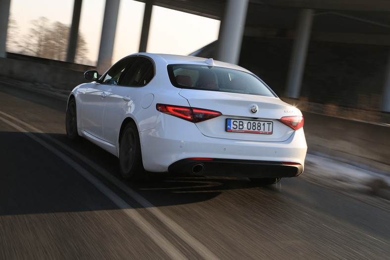 Alfa Romeo Giulia 2.0 TB