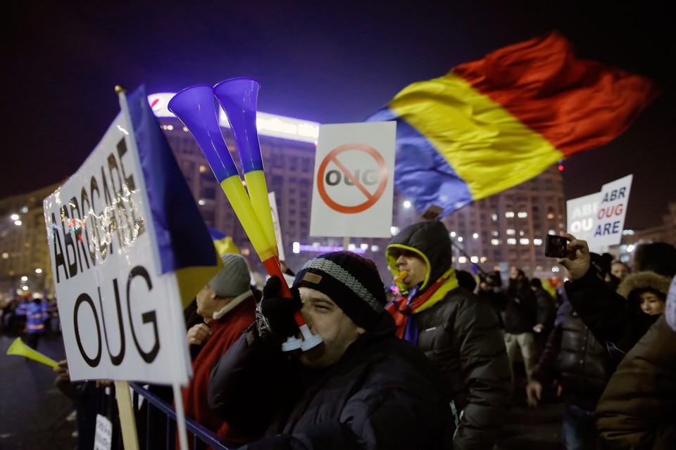 Demonstracje w Rumunii przeciw częściowej depenalizacji korupcji