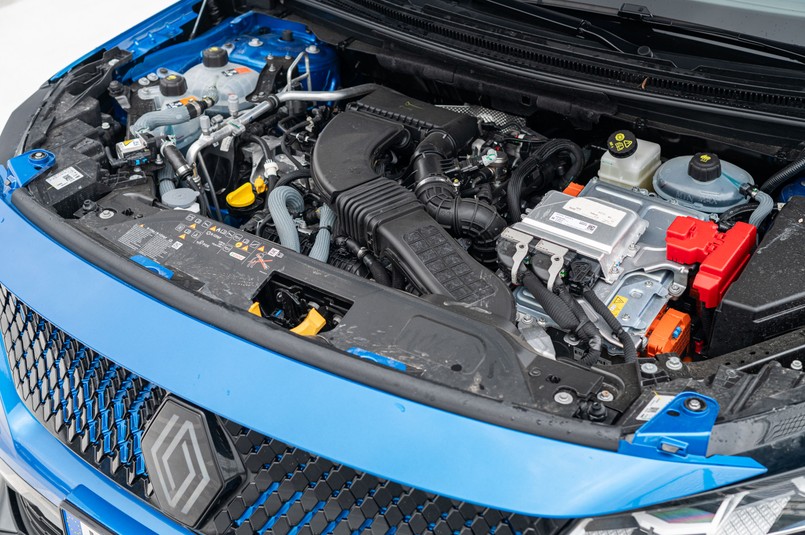 Renault Rafale E-Tech full hybrid 200