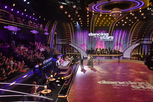 W półfinale "Tańca z Gwiazdami" wystąpił cztery pary. Kto pożegnał się z programem?