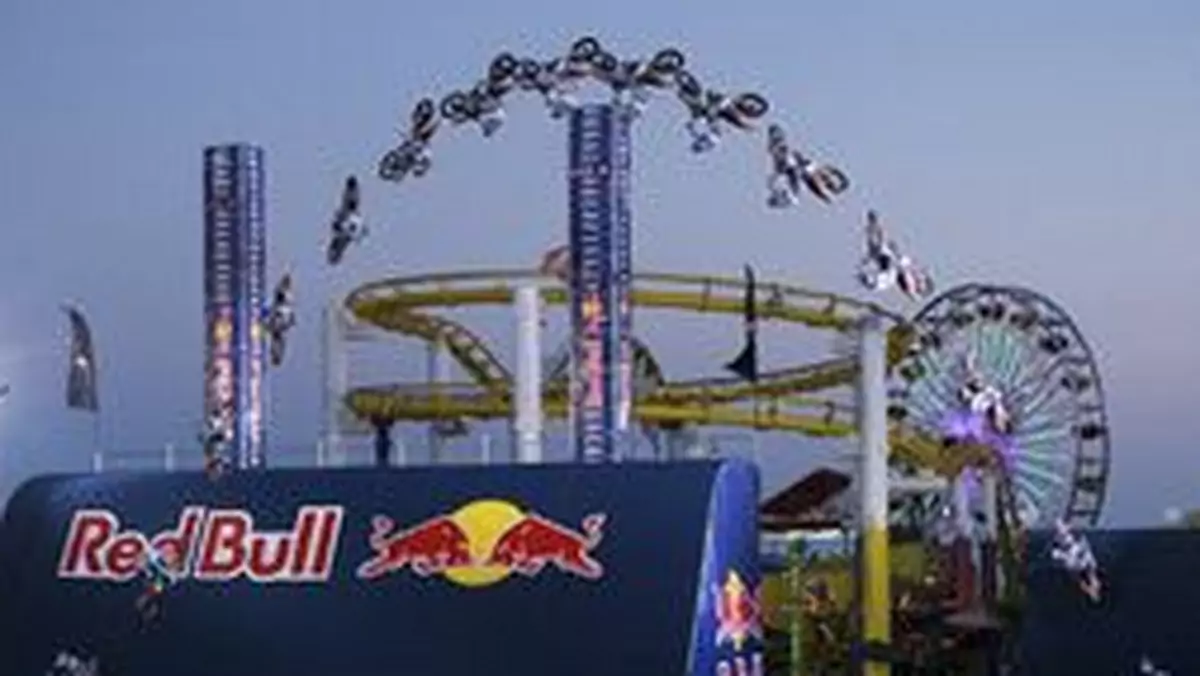 Red Bull: próba bicia rekordu w wysokości skoku na motocyklu
