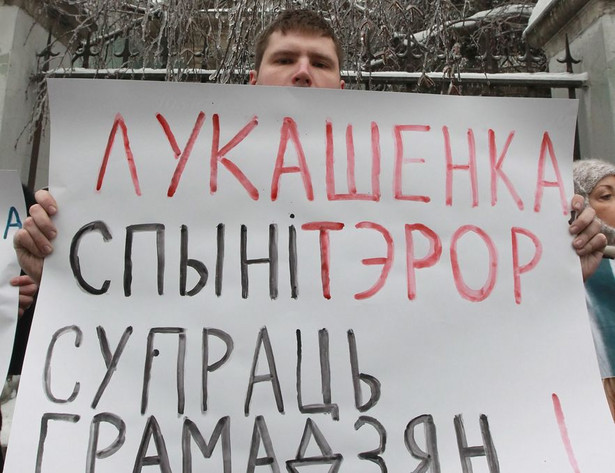 Zarzuty dla białoruskich opozycjonistów. Grozi im 15 lat