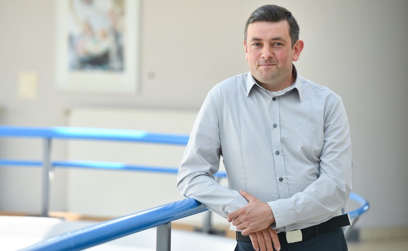 PACJENT REMIGIUSZ CEDZIŁO, U KTÓREGO LEKARZE DOKONALI PIERWSZEGO W EUROPIE PRZESZCZEPU RZEPKI