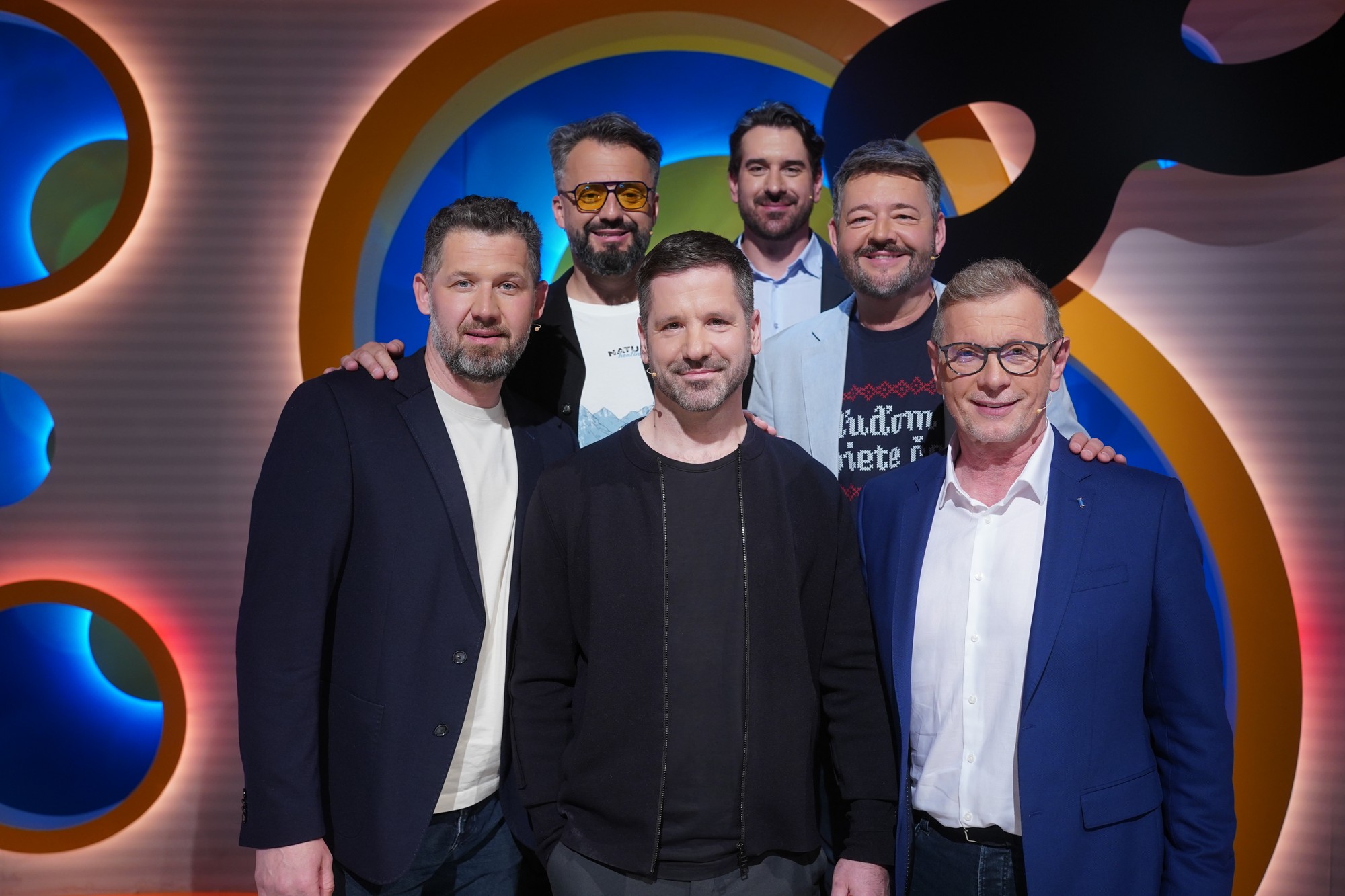 Šou Inkognito - Boris Valábik, Marián Čekovský, Michal Hudák, Ján Lašák, Rasťo Pavlikovský, Vlado Voštinár.