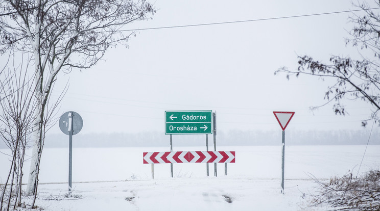 Sok a hó az országban/ Fotó: MTI - Rosta Tibor