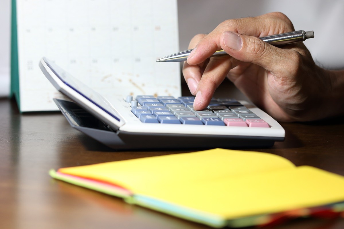 kalendarz kalkulator pieniądze staż pracy obliczenia