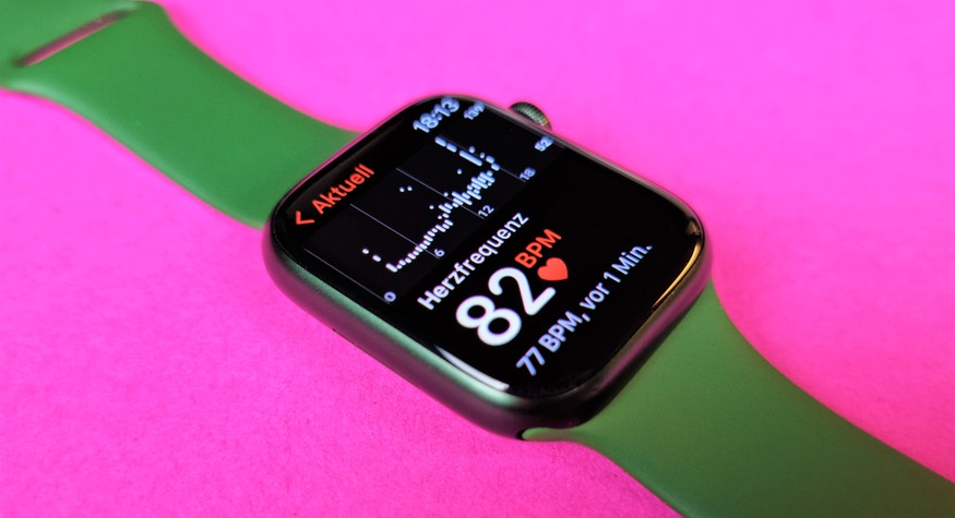 Apple Watch SE oder 4, 6, 7 & 8 mit EKG: Welches Smartwatch-Modell ist das  beste? | TechStage