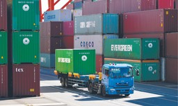 saldo handlowe polski na coraz większym minusie. jedną z przyczyn umoc