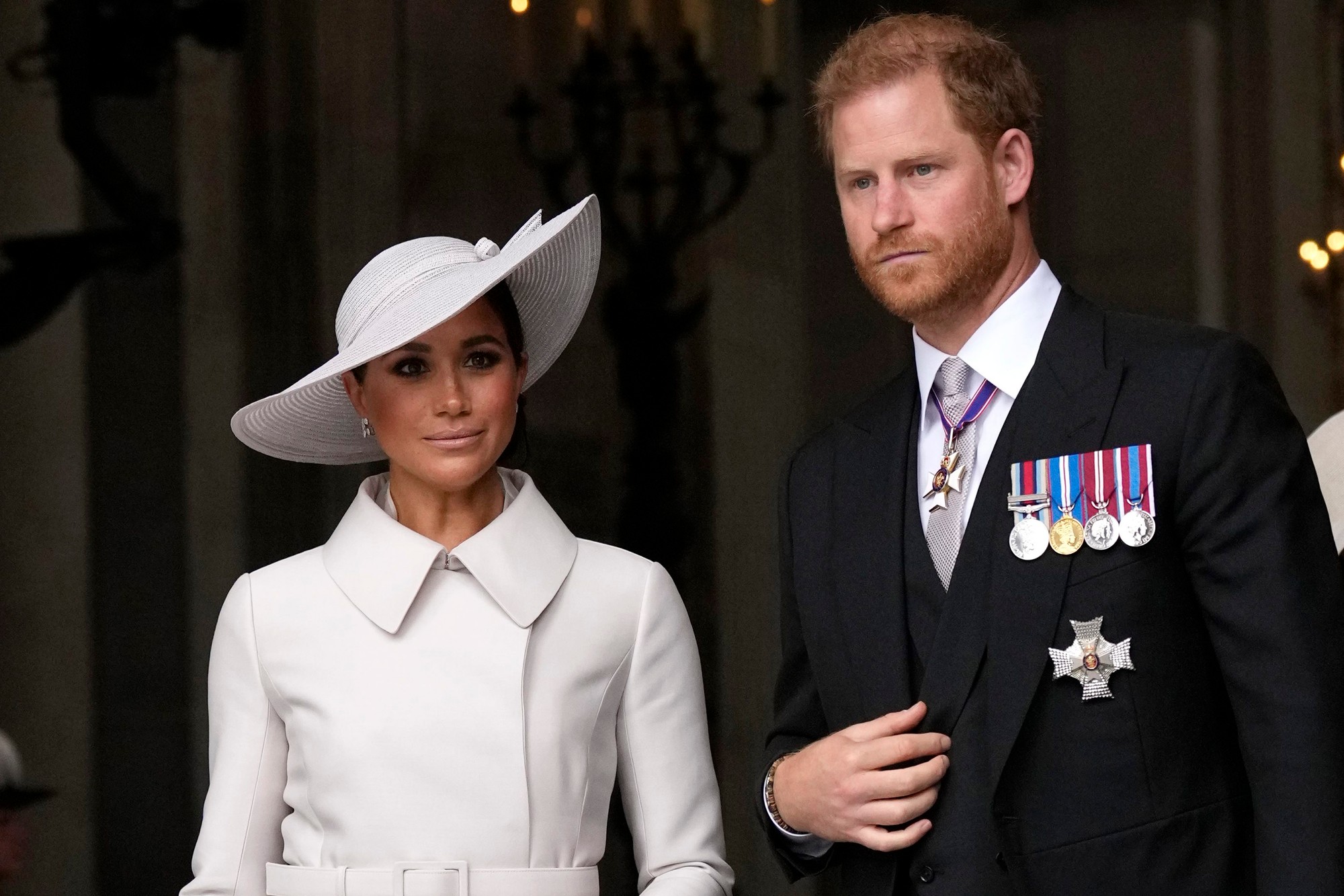 Princ Harry s manželkou Meghan a princ William s manželkou, vojvodkyňou Kate. 