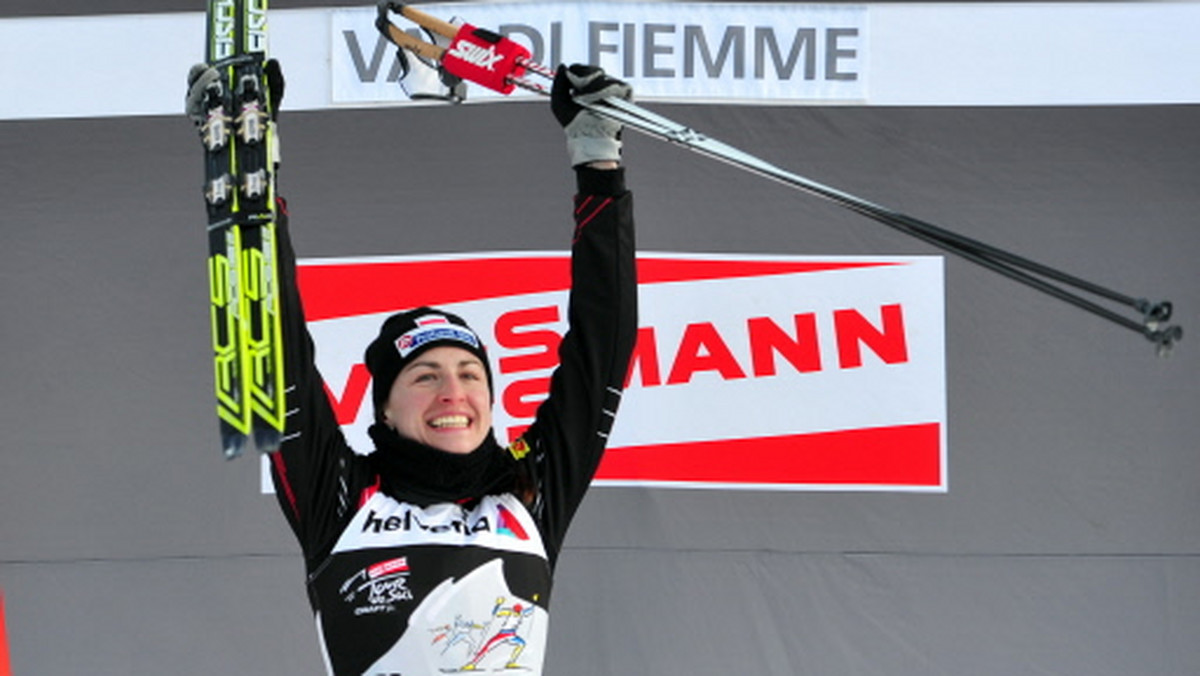Norweskie media podkreślają, że Justyna Kowalczyk, która w sobotę wygrała ósmy etap Tour de Ski, pokazała potworną siłę. Po biegu na 10 km ze startu wspólnego techniką klasyczną, mistrzyni olimpijska objęła prowadzenie w całym cyklu.