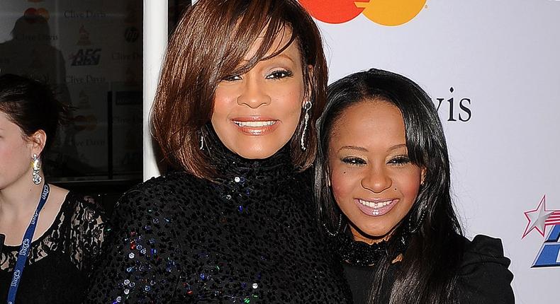 ___4954125___https:______static.pulse.com.gh___webservice___escenic___binary___4954125___2016___4___24___13___1422729325_whitney-houston-bobbi-kristina_2