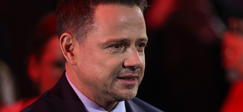 Trzaskowski dumny z polskiej żywności. "Bonjour! Pijcie polskie wino!"