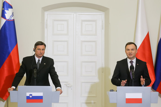 Prezydent Andrzej Duda i prezydent Słowenii Borut Pahor podczas konferencji prasowej po spotkaniu w Pałacu Prezydenckim.