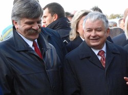 "Prezydent powinien mieć większą władzę"