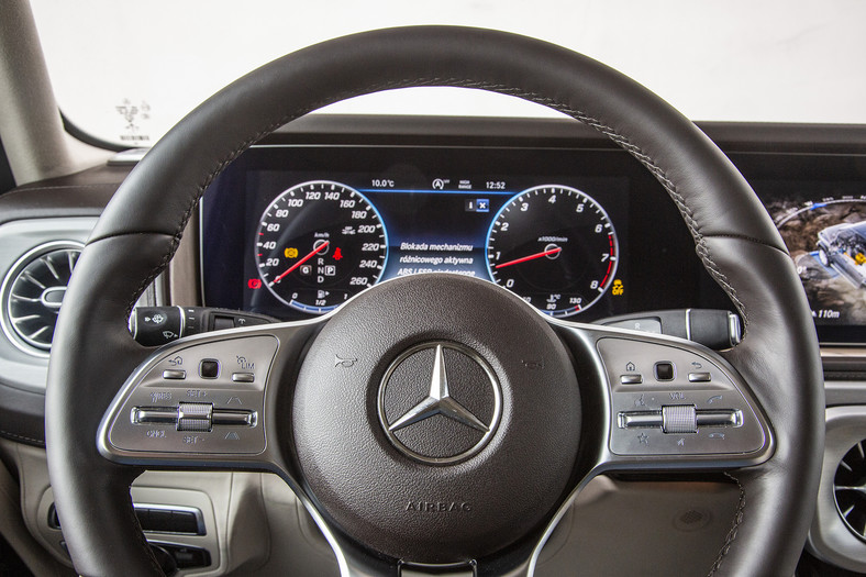 Mercedes G500 - pozostał wierny swoim ideałom