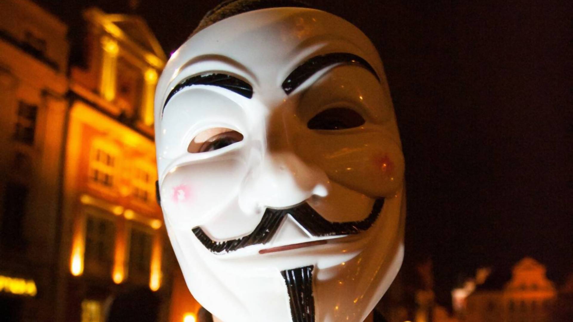 Anonymous włamali się do ponad 400 kamer w Rosji. "Putin morduje dzieci"