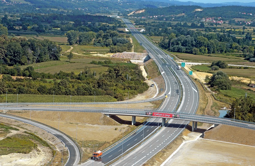 Tokom 2019. godine u Srbiji je u saobraćaj pušteno 89 kilometara novih autoputeva
