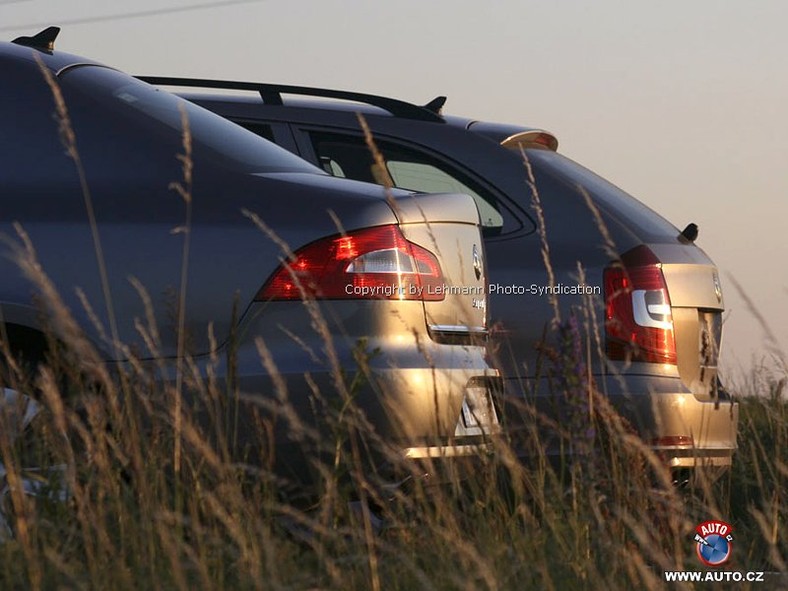 Zdjęcia szpiegowskie: Škoda Superb Combi na południu Moraw