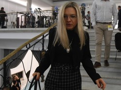 Nie dało się za nią nie obejrzeć! Małgorzata Wassermann wreszcie w MEGAkobiecej stylizacji. FOTO