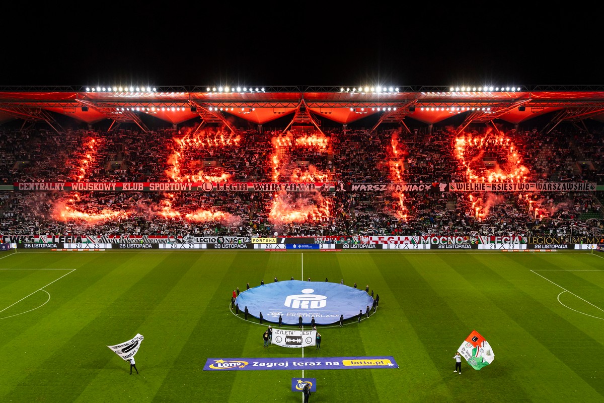 Oprawa kibiców Legii Warszawa