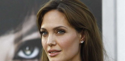 Angelina Jolie porzucona w dzieciństwie?