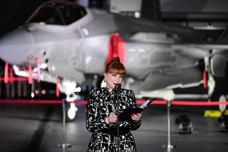 Konfederacja apeluje do rządu o uznanie Mosbacher za persona non grata w Polsce