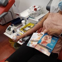 Ajándék magazincsomaggal honorálja a véradást a Ringier Axel Springer kiadó