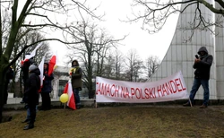 Sukces protestujących handlowów. Rząd zmieni projekt ustawy o podaku obrotowym. ZDJĘCIA