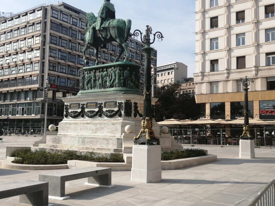 Čistili ga tokom radova na Trgu republike 