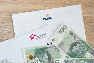 Gaz zdrożeje o 50 procent? Szok na rynkach po ataku na Katar. Sprawdź, czy Twoje rachunki wzrosną w 2026 roku