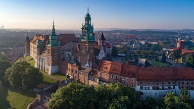 Renowacja trzech cennych rzeźb z Katedry na Wawelu