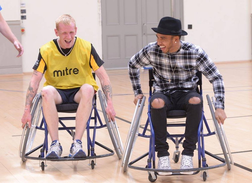 Lewis Hamilton wsparł rannych żołnierzy w ramach 2014 Invictus Games!